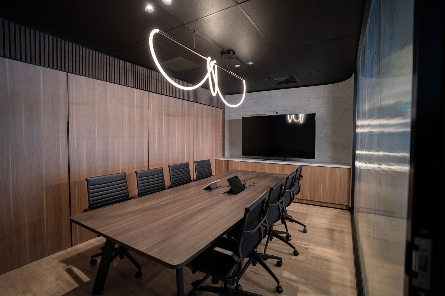 Work Set Display Worknest Parramatta Conference Room Displays | Display Australia