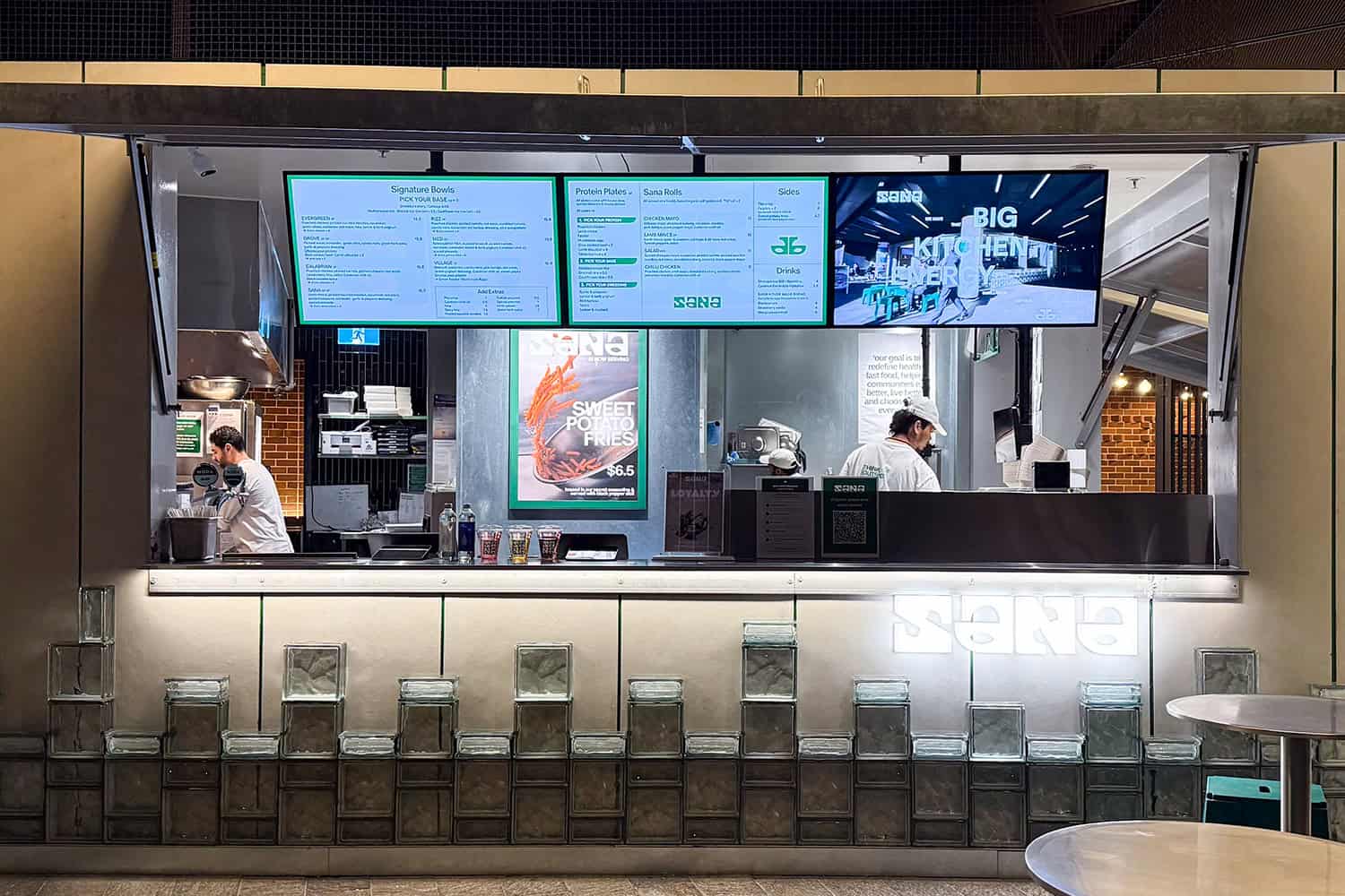 hospitality digital signage qsr digital display digital menu boards